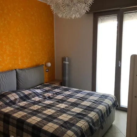 Con Giardino - 5 Minuti Dal Mare Appartamento *