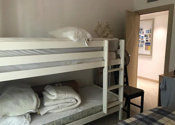 Con Giardino - 5 Minuti Dal Mare 아파트 *