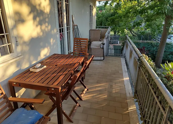 Con Giardino - 5 Minuti Dal Mare 아파트 *